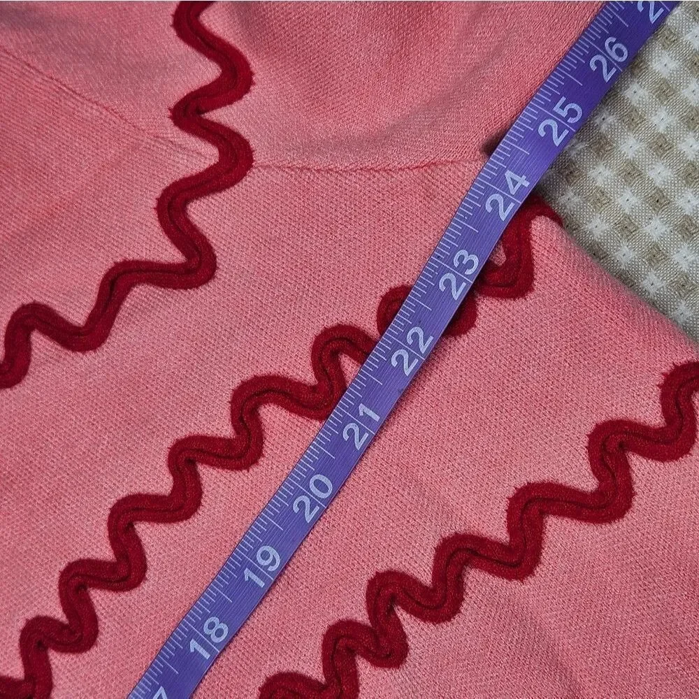 Cider Coral Pink Raised Red Squiggle Wave Cropped Trendy Pullover Knit Sweater